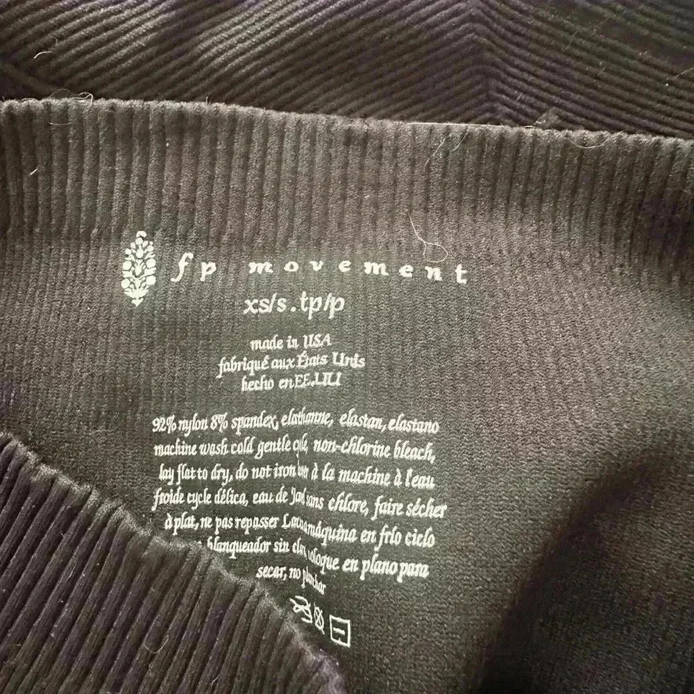 Free People Movement NWOT Black Leggings - Picture 2 of 4